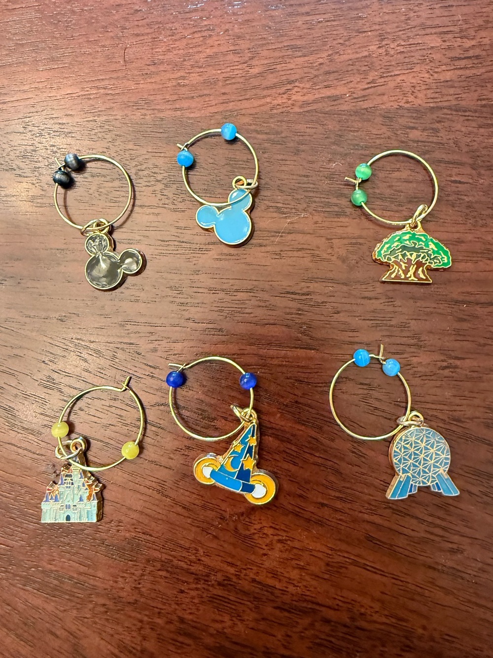 EUC Walt Disney World Four Park Wine / Beverage Charms